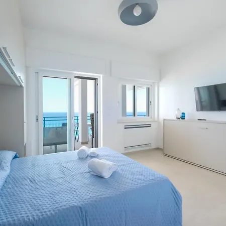 Luxury Penthouses Romeo E Giulietta By Gg